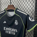 Conjunto Infantil Real Madrid 2025/26 - Away